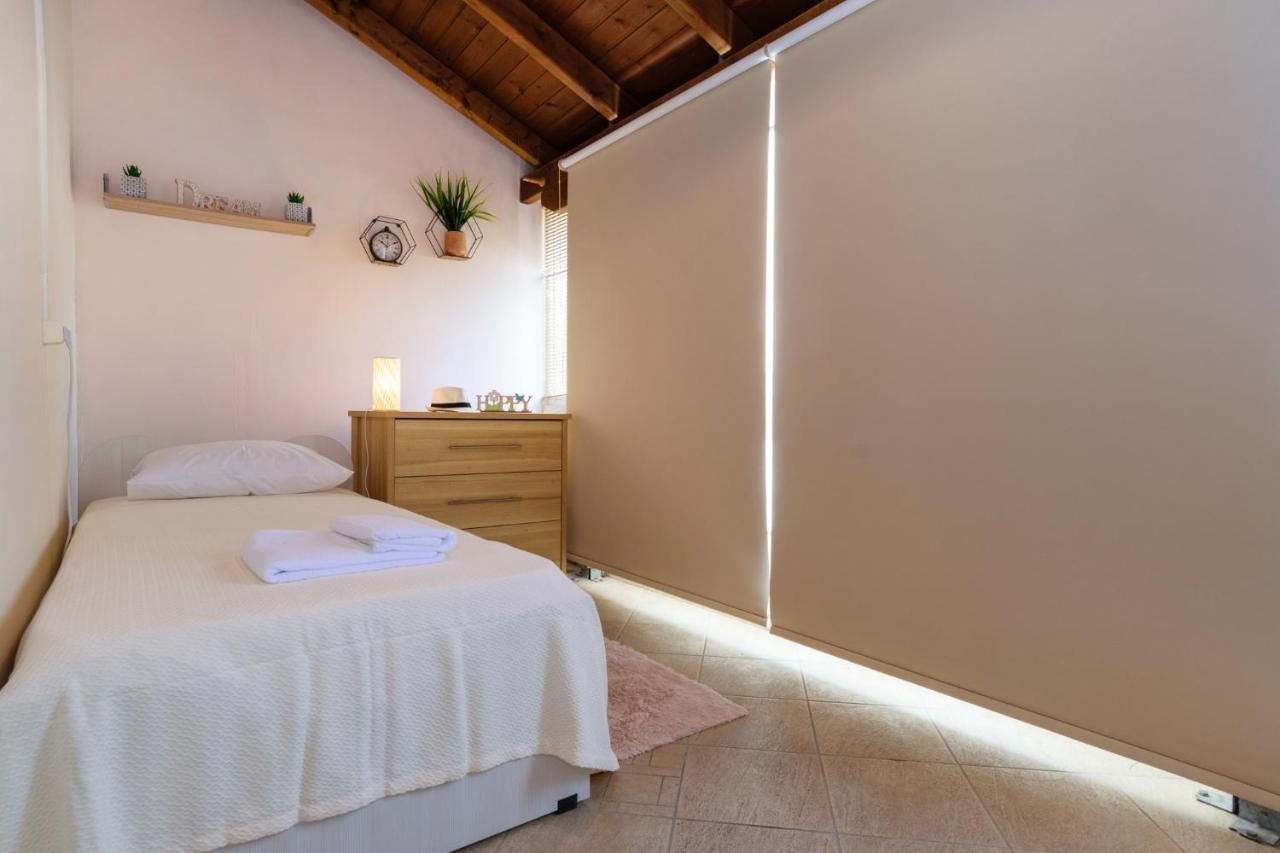 Central Penthouse In Quiet Neighborhood Near Sandy Beach Chania  Exterior foto
